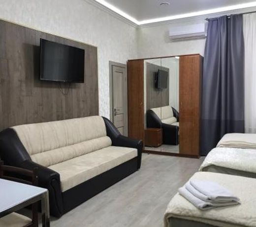 Hotel "Vernissage"