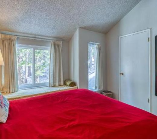 2 Bed 2 Bath Apartment in Carnelian Bay