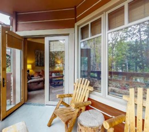 Tucker Mountain Lodge #104