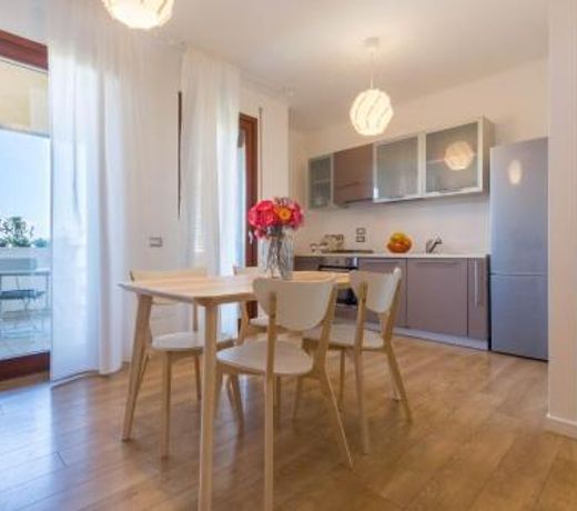 5th Floor - Appartamento in area residenziale vicino presidi ospedalier