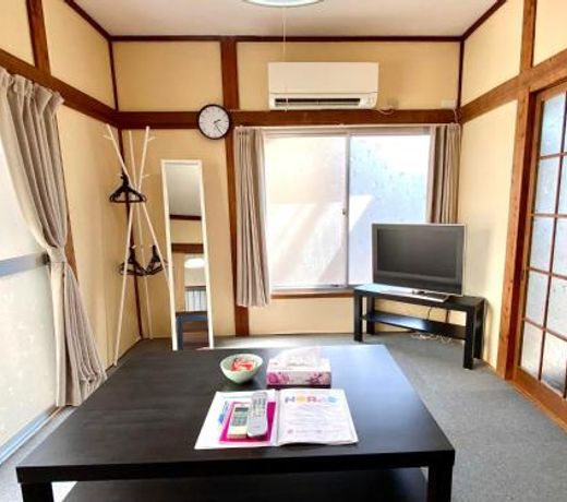 æ¾æ¸ é§è»å ´ä»ãä¸è»å®¶ Nomadæ¾æ¸å®¿070