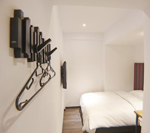 Jia's Inn