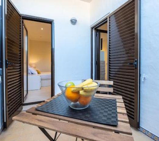 #031 Beautiful & Quiet Beach Flat Near OldTown