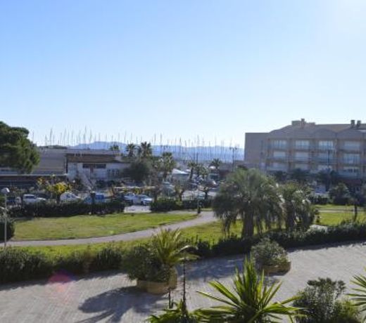 Studio Hyeres