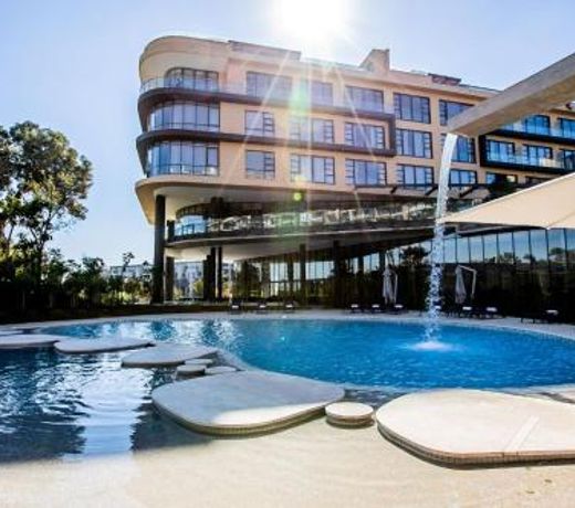Houghton Suites