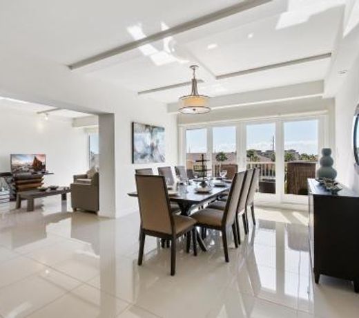 Perfect condo, room for everyone! Beachfront resort Pet Friendly