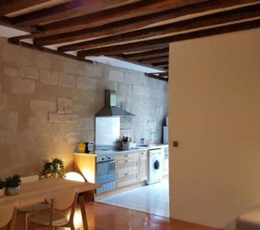 Appartement quartier historique proche des Halles