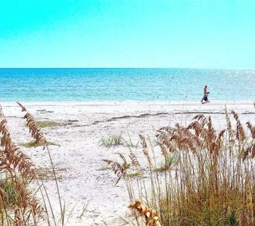 Estero Beach & Tennis 805A,1 Bedroom, Sleeps 4, Heated Pool, Elevator