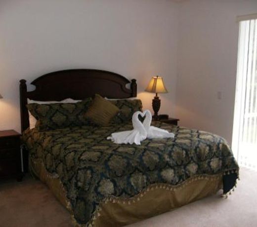 Spend all day in Disney and return to your 5 bedroom house to relax