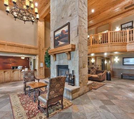 Silverado Lodge Two Queen Hotel Room by Canyons Village Rentals