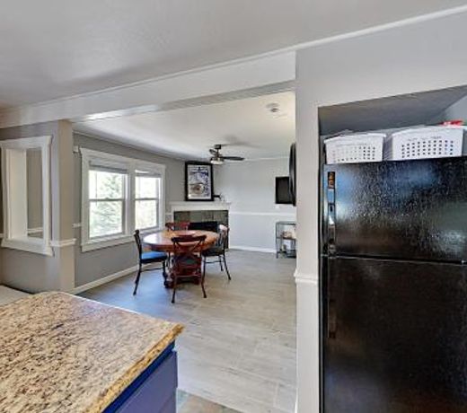 Old Town Hideaway - Steps to Main Street & Resort condo