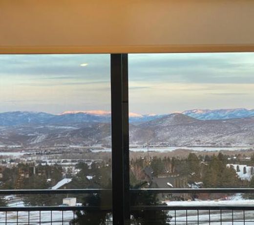 SKI- OUT !! - Brand New Amazing unit YotelPAD PLUS Park City Canyons Village