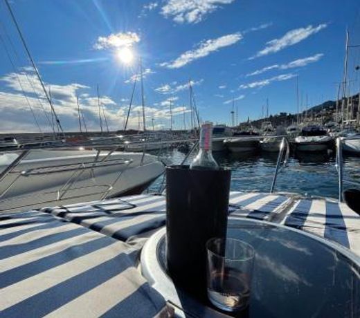Bea Boat Charter