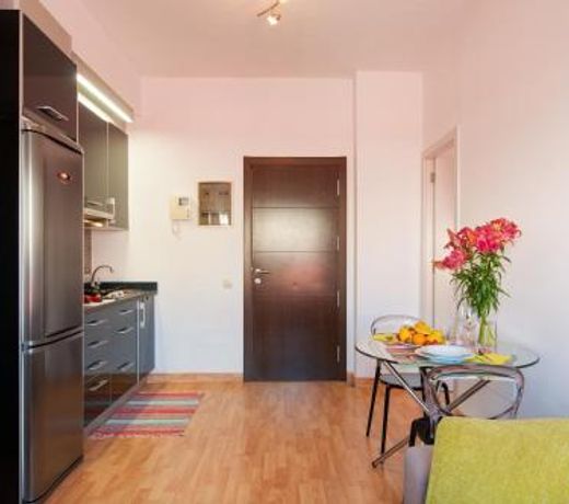 Flatguest Triana