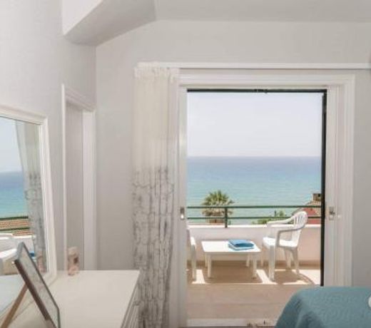 Aria, Maisonette in Glyfada Beach