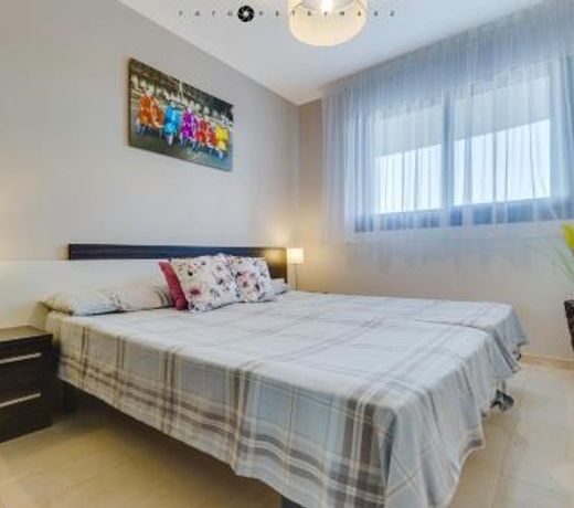SEA SENSES SKYLINE Torrevieja