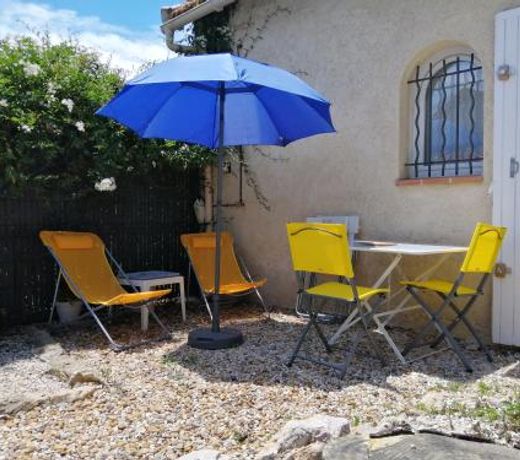 Studio independant avec jardin sur la cote Varoise