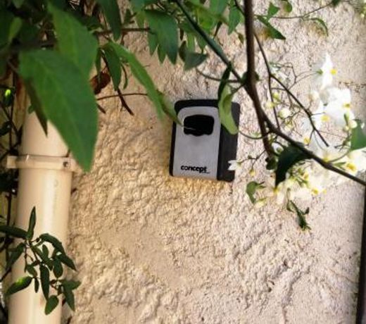 Studio independant avec jardin sur la cote Varoise