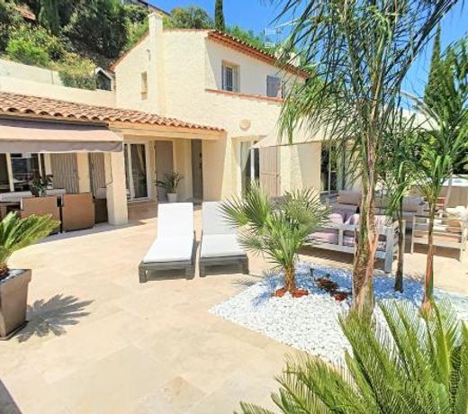 3 Bedrooms Villa near Cannes - Pool & Jacuzzi - Sea View