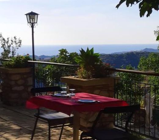 Studio in Badolato with wonderful sea view shared pool furnished terrace
