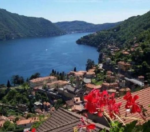 Casa di Tati, Picturesque View Over the lake