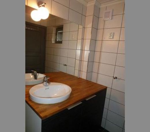 Mountainside Cottage in Voss with a great view