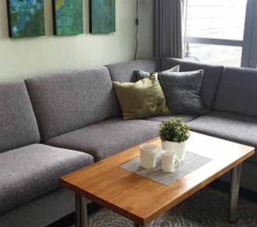 Mountainside Cottage in Voss with a great view