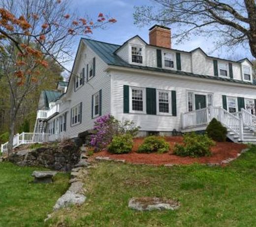 THE NUTMEG INN BED AND BREAKFAST -ADULT ONLY