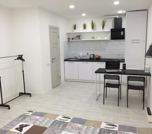 Cozy apartment at the center 2