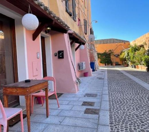 The heart of Cagliari, cozy 2 bedroom apartment