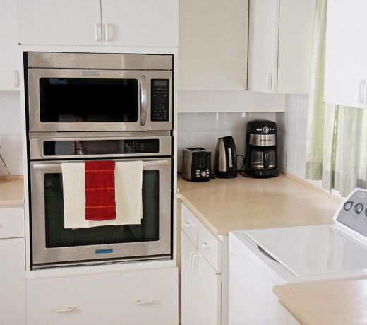 Silver Sands Beach Villas are great for family-friendly activities surfing