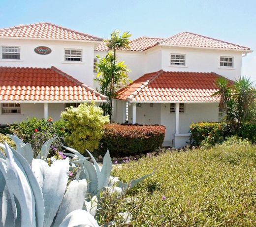 Silver Sands Beach Villas are great for family-friendly activities surfing