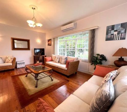 Seagaze beach house is perfect for family, a few steps to the beach