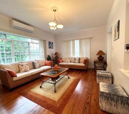 Seagaze beach house is perfect for family, a few steps to the beach
