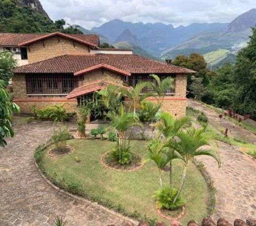 Apartamento em Itaipava - PetrÃ³polis