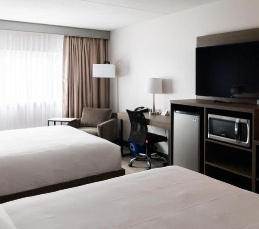 Comfort Suites Kingston Central
