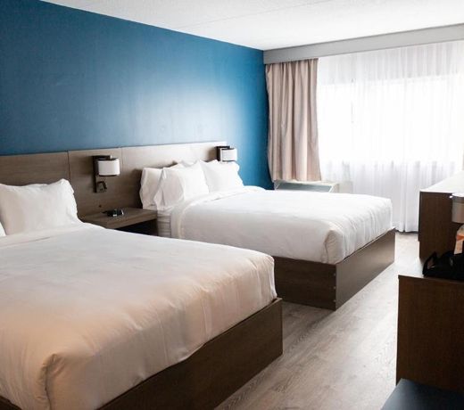 Comfort Suites Kingston Central