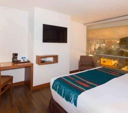 9D Hotel