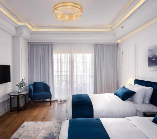 Maran Residence