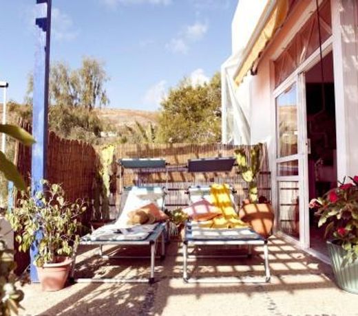 Holiday houses in Tarajalejo - home office with sea view