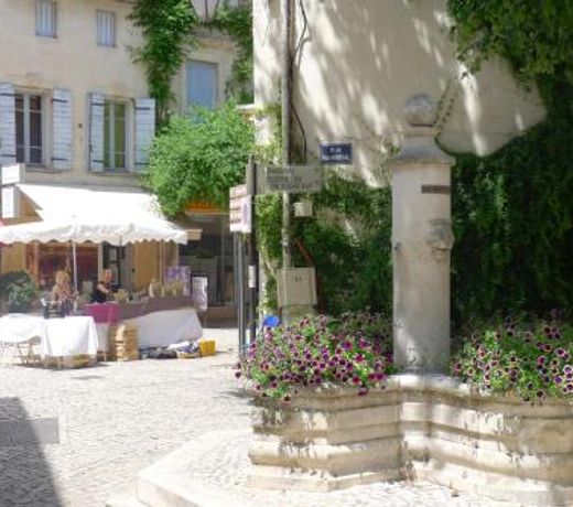 Maison Le Neuf Tarascon