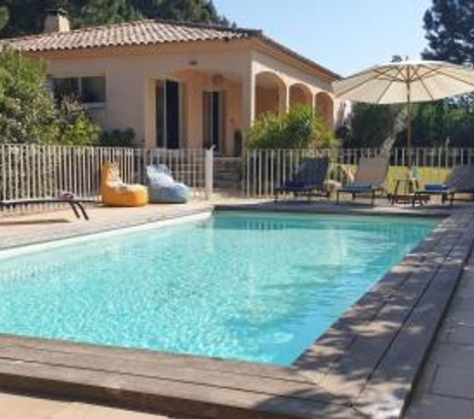 Villa Ribba 10 pers piscine 5 min plage en voiture