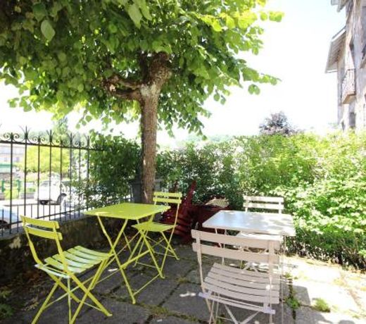 Appartement La Bourboule, 4 pièces, 6 personnes - FR-1-608-39