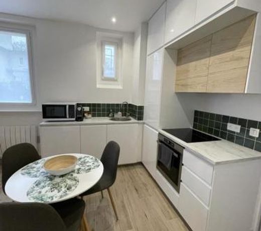 Appartement cosy proche RER et centre ville