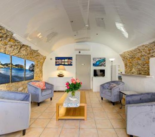 HOTEL DES CALANQUES