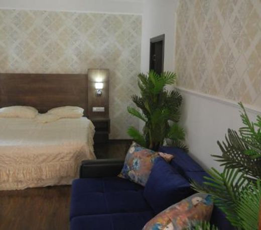 Two Lions Hotel
