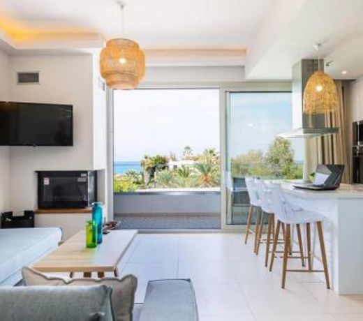 Adelhome - Sea view & walking distance to beach!