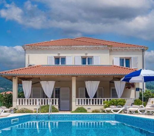 Vila Summer-Exceptional privacy-perfect location