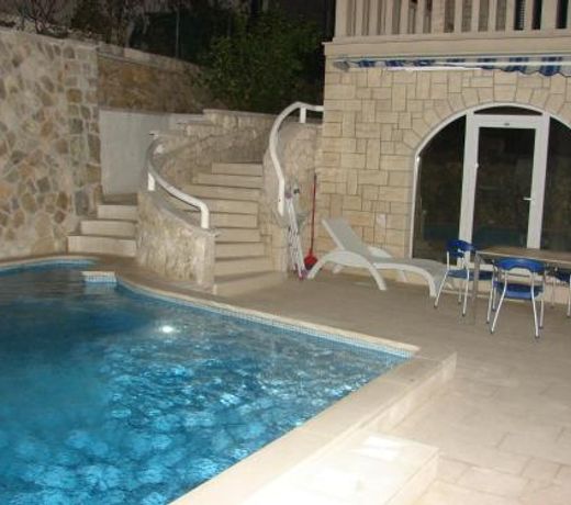 Apartment Aria with private heated pool