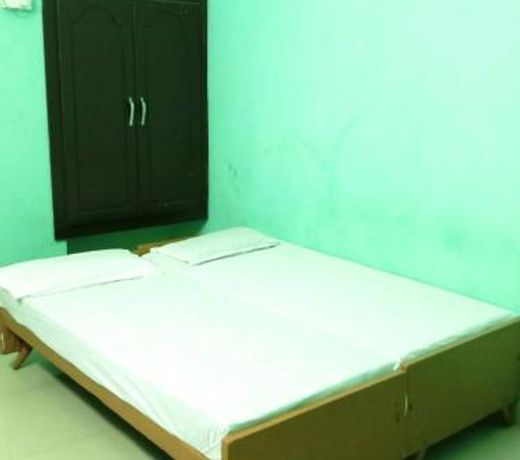 Zaina Tourist Home